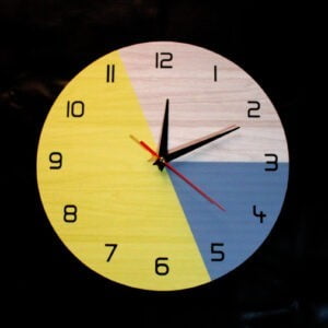 Creative Minimalist Bright Wooden Round Wall Clock